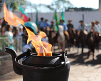 O que é a Chama Crioula? Descubra curiosidades sobre o rito tradicional da Semana Farroupilha, no RS