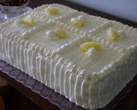 Bolo de abacaxi gelado
