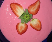 Mousse de morango fácil