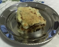 Berinjela com carne moída e bacon