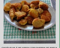 Couve-flor à milanesa com farinha de rosca e queijo parmesão