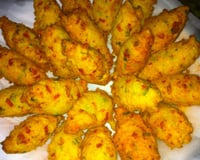 Bolinho de arroz com calabresa