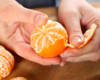 Não jogue as cascas de tangerina no lixo: essas são as formas de aproveitar em casa de um jeito inteligente