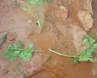 Bife de fígado fresco ao molho