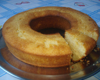 Bolo caipira de fubá