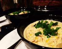 Sopa de milho com frango desfiado