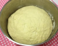 Massa de pizza com batatas