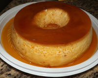 Pudim de leite condensado de padaria