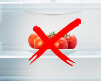Nem a geladeira, nem a fruteira: ninguém sabe disso, mas os tomates se conservam bem nesse lugar