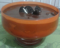 Pavê de chocolate branco com Negresco