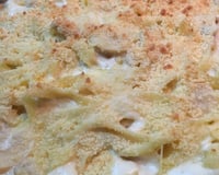 Macarrão ao molho de queijos e champignon