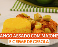 Frango assado com maionese e creme de cebola