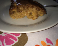 Pão de mel recheado no tamanho de bolo