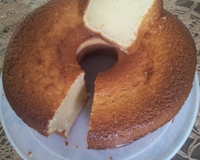 Bolo cremoso de limão