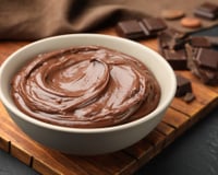 Não é o ovo, nem a manteiga: esse é o segredo para fazer uma mousse de chocolate cremosa