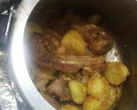 Costelinha suína com batatas