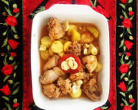 Frango de panela com batatas à moda Rosimeire maravilhoso