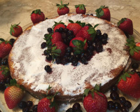 Bolo Pelado (Naked cake)