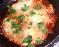 Ovo Pochê ao Molho de Tomate