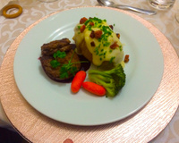 Filé ao molho de vinho tinto seco