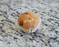 Muffin com gotas de chocolate e coco