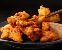 Se você gosta de frango crocante, precisa conhecer o karaage, a versão japonesa suculenta e deliciosa