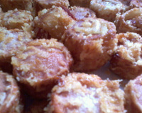 Enroladinho de salsicha crocante