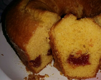 Broa de fubá com goiabada