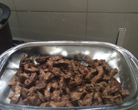 Iscas de fígado aceboladas