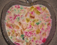 Sobremesa colorida de gelatina