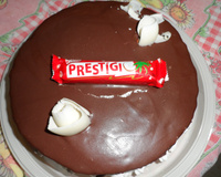 Bolo de brigadeirão com coco