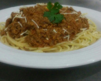 Espaguete bolonhesa à moda Dom Rafaelle