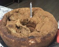 Bolo de banana com canela e açúcar mascavo