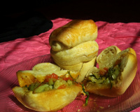 Esfirra de brócolis e queijo