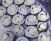 Sushi de kani com manga (versão Brasil)