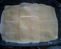 Batatas ao forno com molho branco e requeijão