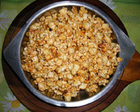 Pipoca caramelizada feita no fogão