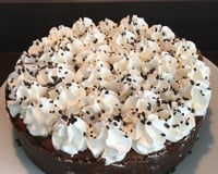 Torta mousse de chocolate com chantilly