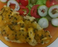 Filé de frango ao molho de maracujá