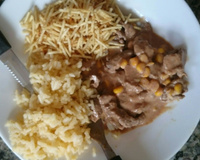 Strogonoff de carne de preguiçoso