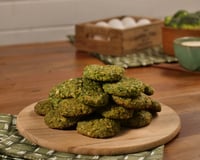 Bolinho de brócolis assado