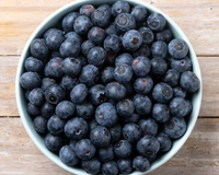 Mirtilos protegem as células dos radicais livres, mas um detalhe faz toda a diferença no seu potencial antioxidante