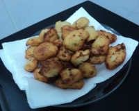 Bolinho de arroz com linguiça calabresa