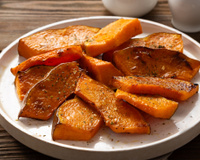Como assar a abóbora no forno e na air fryer? TudoGostoso tem as melhores dicas para que ela fique caramelizada e sem grudar no fundo