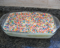 Bolo mousse de limão (mousse feito de leite em pó)