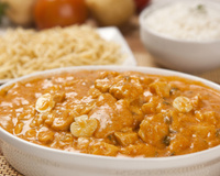 Estrogonofe de lombo com arroz e feijão