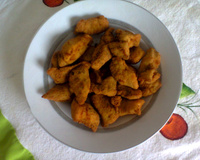 Frango à milanesa tipo nuggets