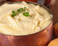 Purê de batata cremoso: depois que aprendi essa receita, faço desse jeito toda semana!