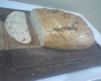 Pão caseiro com Linguiça da Vicky