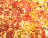 Massa de pizza fina a lenha